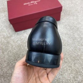 Ferragamo Classic Calf Leather Gancini Buckle Business Loafers Black For Men 