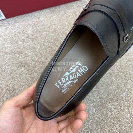 Ferragamo Cowhide Metal Buckle Black Business Loafers For Men 
