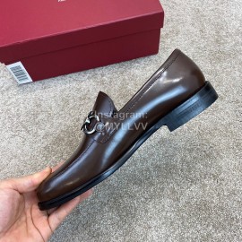 Ferragamo Classic Cowhide Gancini Buckle Business Loafers For Men Black