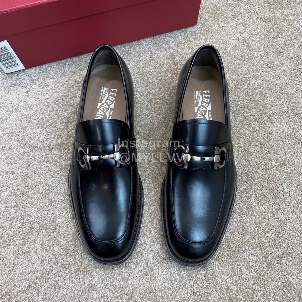 Ferragamo Classic Cowhide Gancini Buckle Business Loafers Black For Men