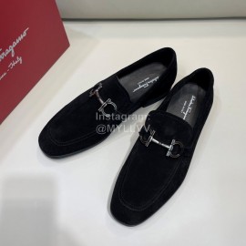 Ferragamo Velvet Cowhide Gancini Buckle Business Loafers For Men Black