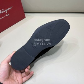 Ferragamo Velvet Cowhide Gancini Buckle Business Loafers For Men Black