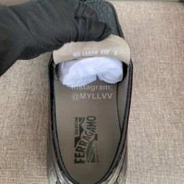 Ferragamo Crocodile Embossed Leather Business Shoes For Men