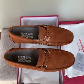 Ferragamo Velvet Calf Leather Business Shoes For Men Tan