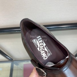 Ferragamo Cowhide Metal Buckle Business Shoes For Men Coffee