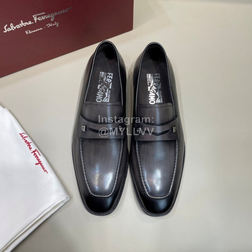 Ferragamo Calf Leather Business Loafers For Men Gray