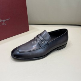 Ferragamo Calf Leather Business Loafers For Men Gray