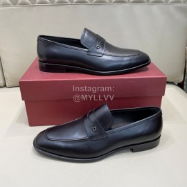 Ferragamo Calf Leather Business Loafers For Men Black
