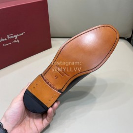 Ferragamo Calf Leather Business Loafers For Men Reddish Brown