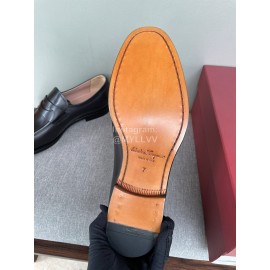 Ferragamo Black Calf Leather Business Loafers For Men 