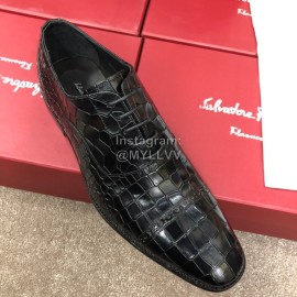 Ferragamo Calf Leather Lace Up Business Shoes For Men Black