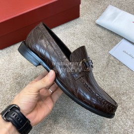 Ferragamo Calf Leather Gancini Buckle Business Shoes For Men Coffee