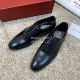 Ferragamo Logo Printed Calf Leather Business Shoes For Men 