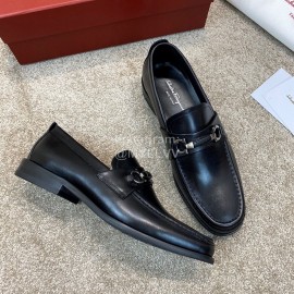 Ferragamo Black Calf Leather Gancini Buckle Business Shoes For Men 