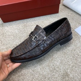 Ferragamo Calf Leather Gancini Buckle Business Loafers For Men 