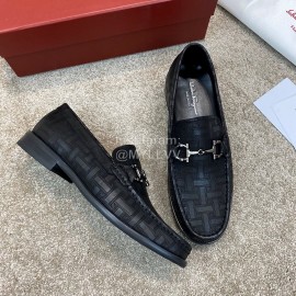 Ferragamo Calf Leather Gancini Buckle Business Loafers For Men Black