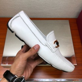 Ferragamo Fashion Leather Gancini Buckle Loafers For Men White