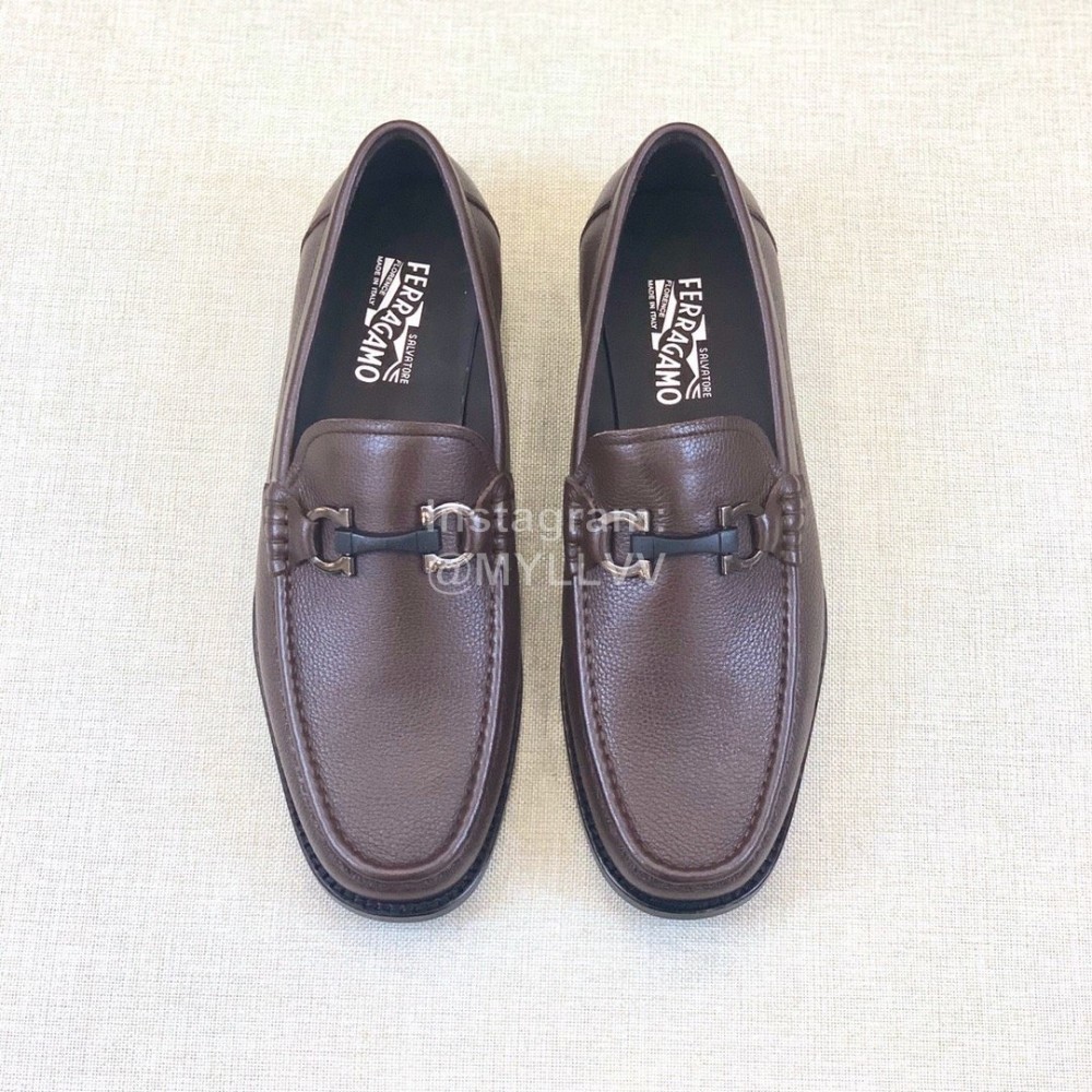 Ferragamo Classic Leather Gancini Buckle Loafers For Men Coffee
