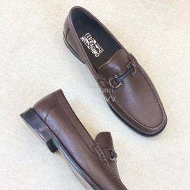 Ferragamo Classic Leather Gancini Buckle Loafers For Men Coffee