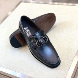 Ferragamo Classic Leather Gancini Buckle Loafers For Men 