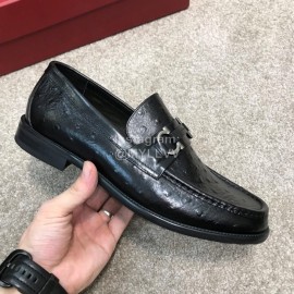 Ferragamo Classic Leather Gancini Buckle Business Loafers For Men Black 