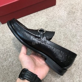 Ferragamo Classic Leather Gancini Buckle Business Loafers For Men Black 