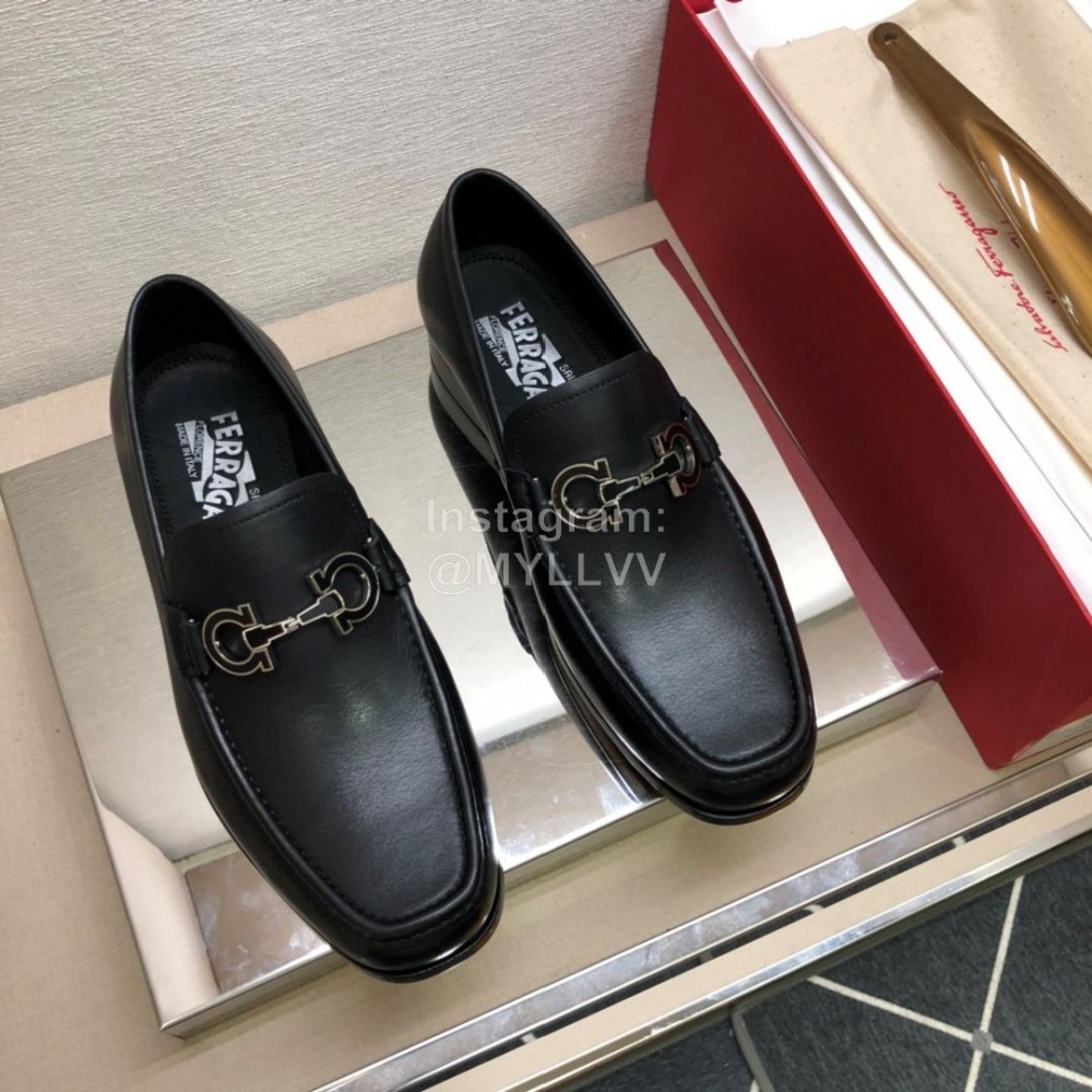 Ferragamo New Leather Gancini Buckle Business Loafers For Men Black