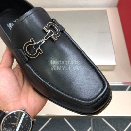 Ferragamo New Leather Gancini Buckle Business Loafers For Men Black