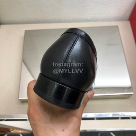 Ferragamo New Leather Gancini Buckle Business Loafers For Men Black