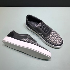 Ferragamo Soft Leather Casual Sneakers For Men Black