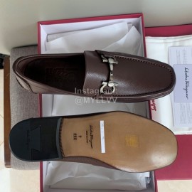 Ferragamo Palmprint Leather Gancini Buckle Business Shoes For Men Coffee