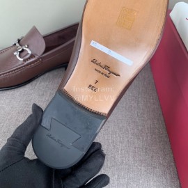 Ferragamo Palmprint Leather Gancini Buckle Business Shoes For Men Coffee