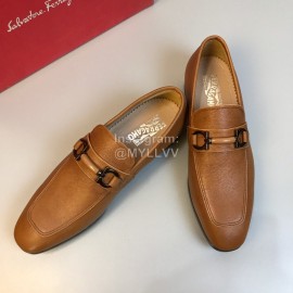 Ferragamo Leather Gancini Buckle Business Shoes For Men Brown