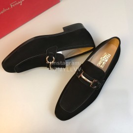 Ferragamo Black Leather Gancini Buckle Business Shoes For Men 