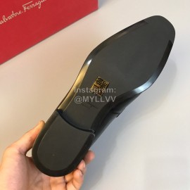 Ferragamo Black Calf Leather Gancini Buckle Business Shoes For Men 