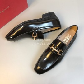 Ferragamo Black Cowhide Gancini Buckle Business Shoes For Men 