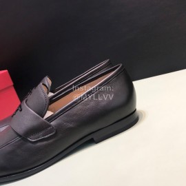 Ferragamo Soft Leather Business Casual Shoes For Men Black