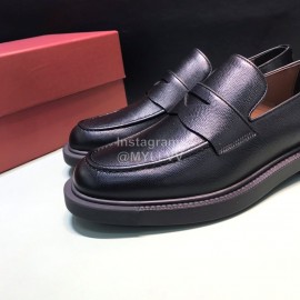 Ferragamo Black Palmprint Leather Business Casual Shoes For Men 