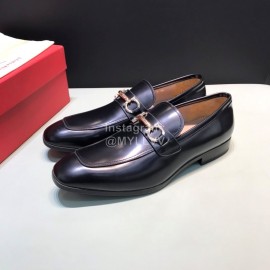 Ferragamo Calf Leather Gancini Buckle Business Shoes For Men Reddish Brown