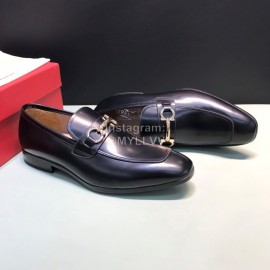 Ferragamo Calf Leather Gancini Buckle Business Shoes For Men Reddish Brown