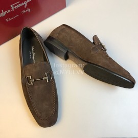 Ferragamo Cowhide Velvet Gancini Buckle Casual Shoes For Men Brown