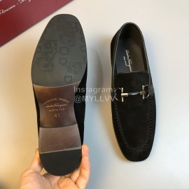 Ferragamo Cowhide Velvet Gancini Buckle Casual Shoes For Men Black
