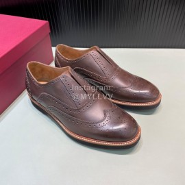 Ferragamo Vintage Calf Brock Carved Casual Shoes For Men Brown