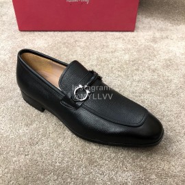 Ferragamo New Leather Gancini Buckle Business Shoes For Men Black