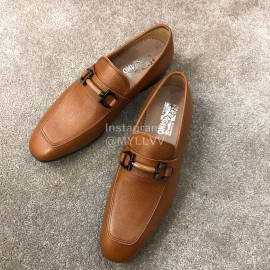 Ferragamo New Leather Gancini Buckle Business Shoes For Men Brown