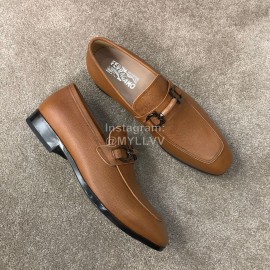Ferragamo New Leather Gancini Buckle Business Shoes For Men Brown