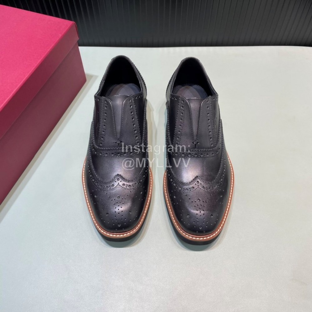 Ferragamo Vintage Calf Brock Carved Casual Shoes For Men Black