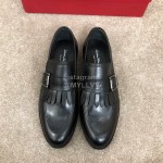 Ferragamo Calf Leather Metal Buckle Casual Shoes For Men Black