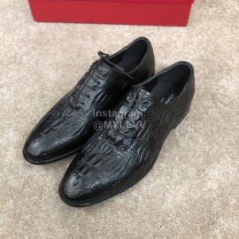 Ferragamo Calf Leather Lace Up Casual Shoes For Men Black
