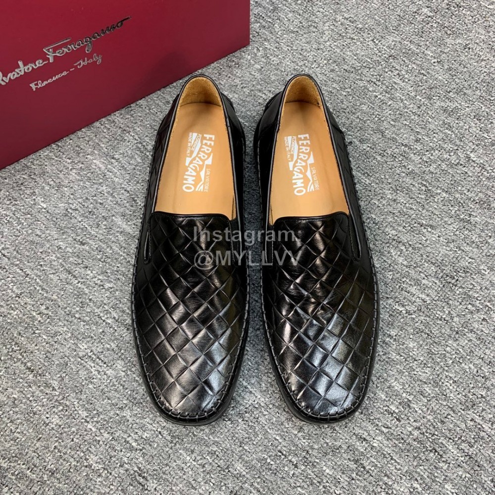 Ferragamo Plaid Calf Leather Casual Shoes For Men Black